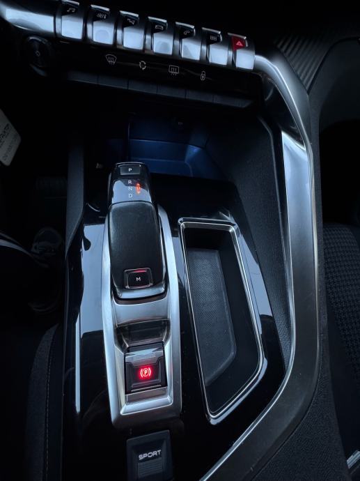 Peugeot 3008 1,6 BlueHDI automatik Veliki servis, fotografija 7