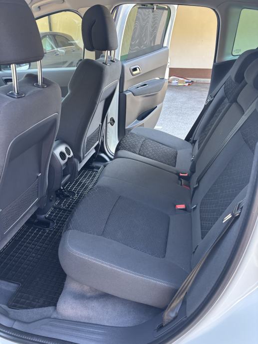 Peugeot 3008 1,6 BlueHDI SNIŽENA CIJENA, fotografija 7