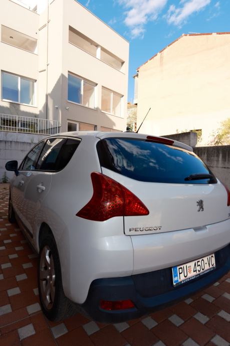 Peugeot 3008 1,6 e-HDi automatik, fotografija 2