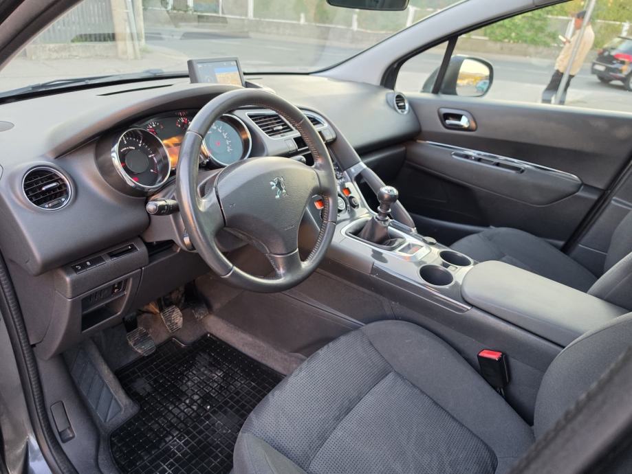 Peugeot 3008 1,6 e-HDi *PANORAMA* / REG 1 GOD !!, fotografija 18