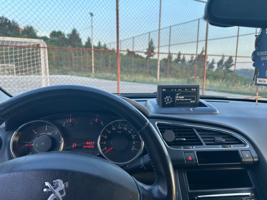 Peugeot 3008 1,6 HDi automatik, fotografija 4