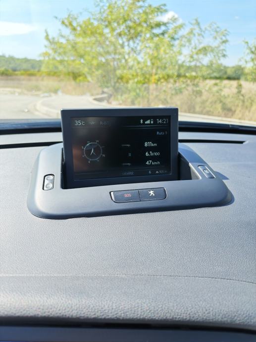 Peugeot 3008 1,6 HDi automatik, fotografija 8