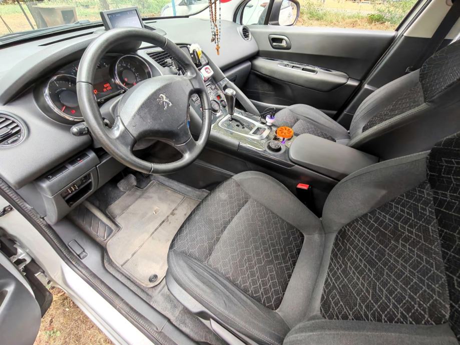 Peugeot 3008 1,6 HDi automatik, fotografija 9