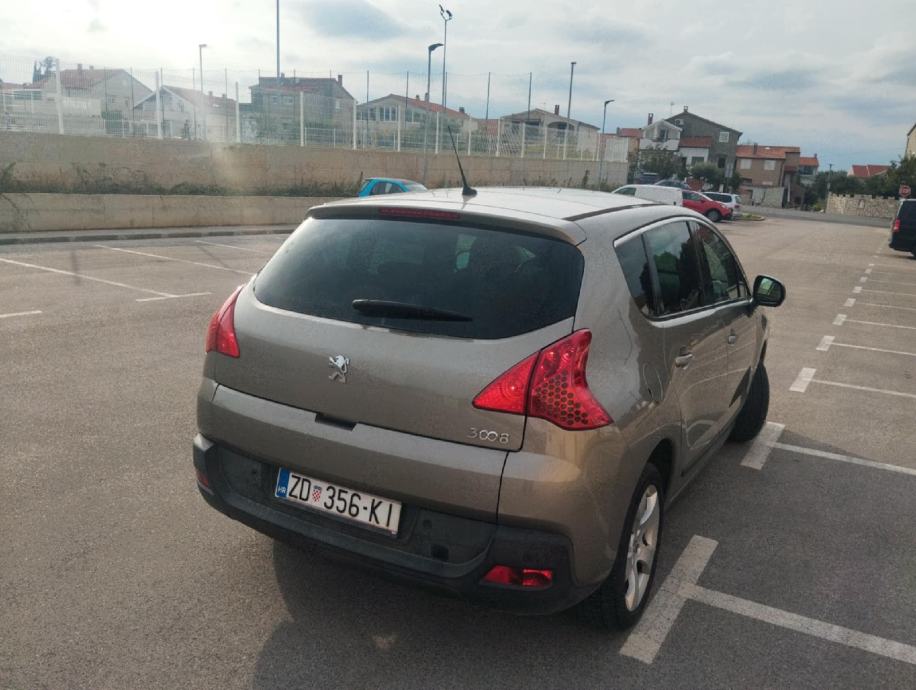Peugeot 3008 1,6 HDi, fotografija 3