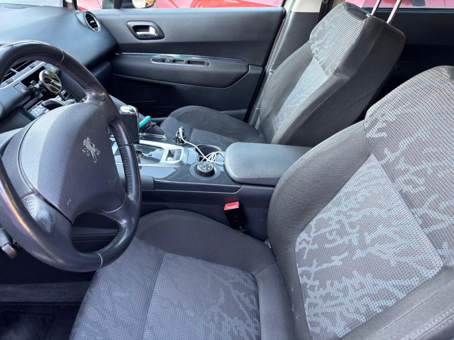 Peugeot 3008 1,6 HDi, fotografija 3