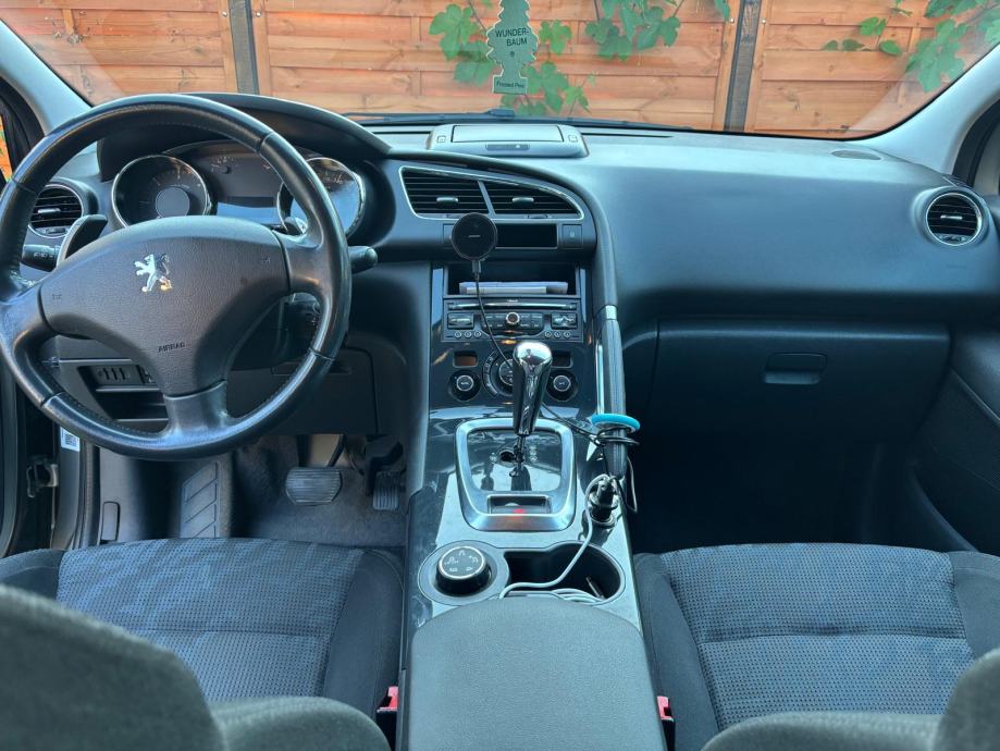 Peugeot 3008 1,6 HDi, fotografija 14