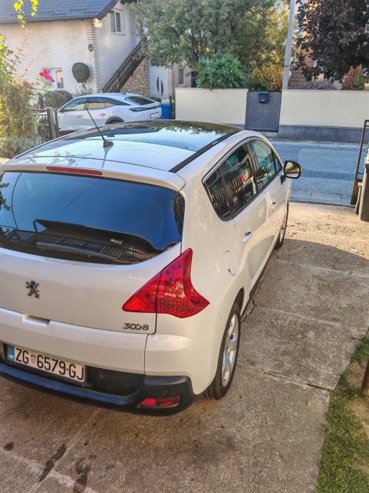 Peugeot 3008 1,6 HDi, fotografija 3