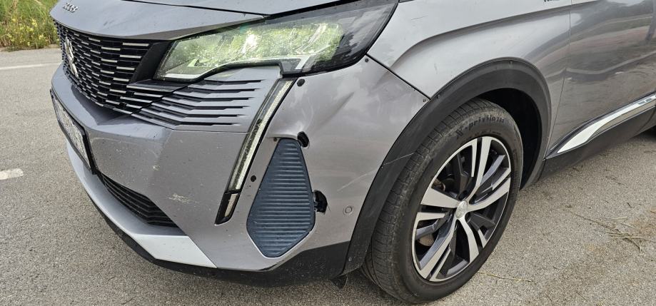 Peugeot 3008 GT 1.6 Plug-In Hybrid4 300ks 4X4 REDIZAJN, fotografija 18