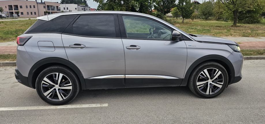 Peugeot 3008 GT 1.6 Plug-In Hybrid4 300ks 4X4 REDIZAJN, fotografija 15