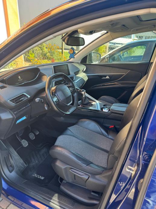 Peugeot 3008 2,0 BlueHDI, fotografija 20
