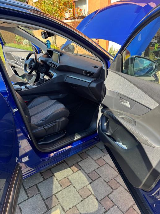 Peugeot 3008 2,0 BlueHDI, fotografija 14