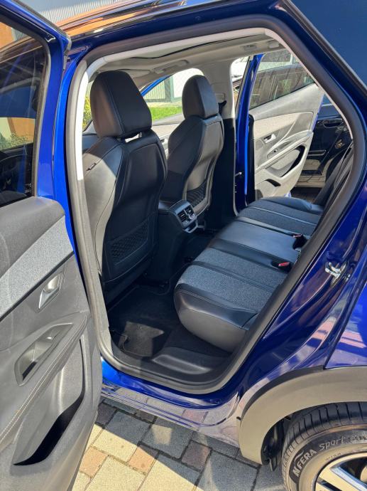 Peugeot 3008 2,0 BlueHDI, fotografija 18