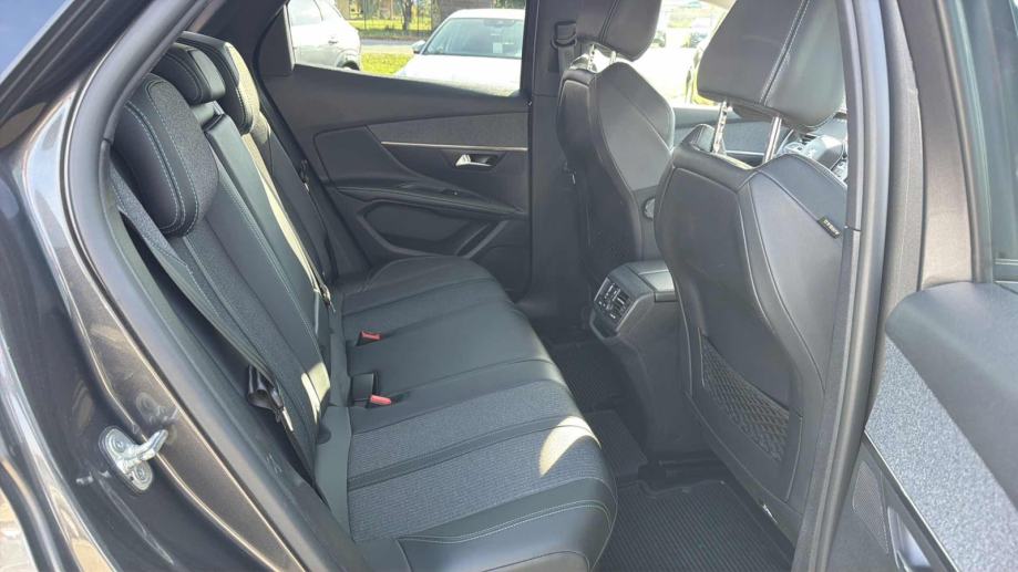 PEUGEOT 3008 2022 • PREMIUM jamstvo • AutoZubak Rabljena, fotografija 10