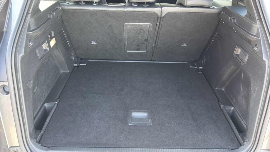 PEUGEOT 3008 2022 • PREMIUM jamstvo • AutoZubak Rabljena, fotografija 12