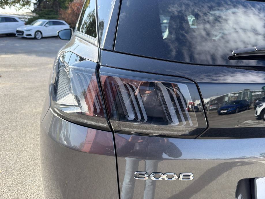 PEUGEOT 3008 2022 • PREMIUM jamstvo • AutoZubak Rabljena, fotografija 14