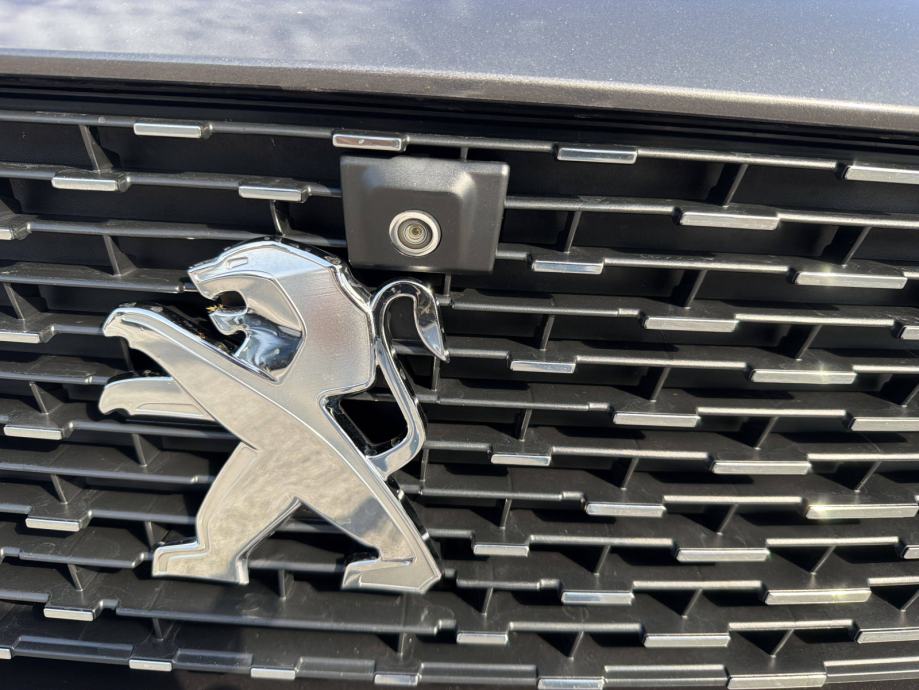 PEUGEOT 3008 2022 • PREMIUM jamstvo • AutoZubak Rabljena, fotografija 18