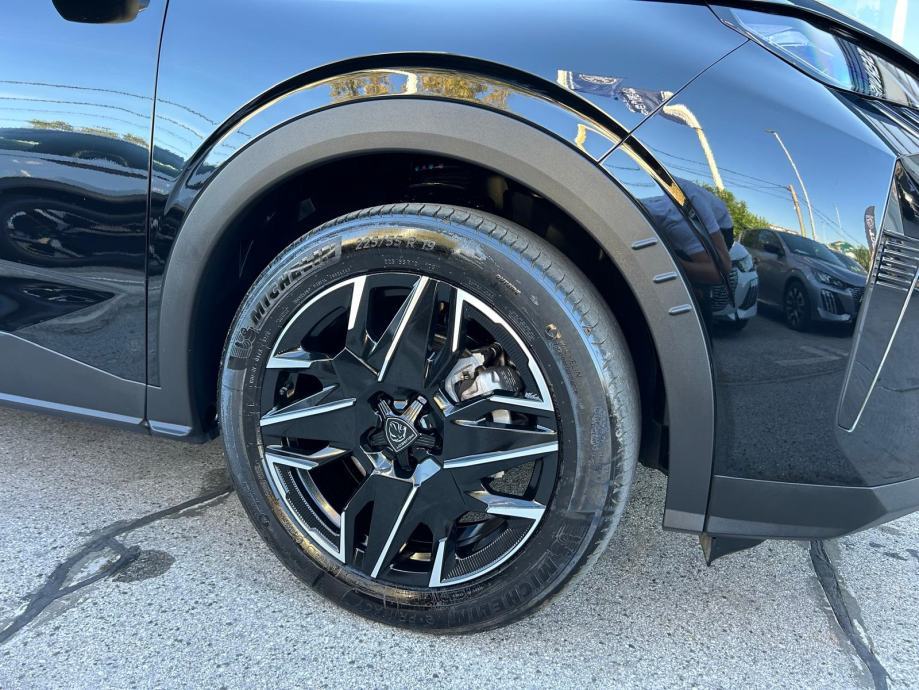 Peugeot 3008 ALLURE HYBRID 145 - 11.998 km - REZERVIRAN!!!, fotografija 17