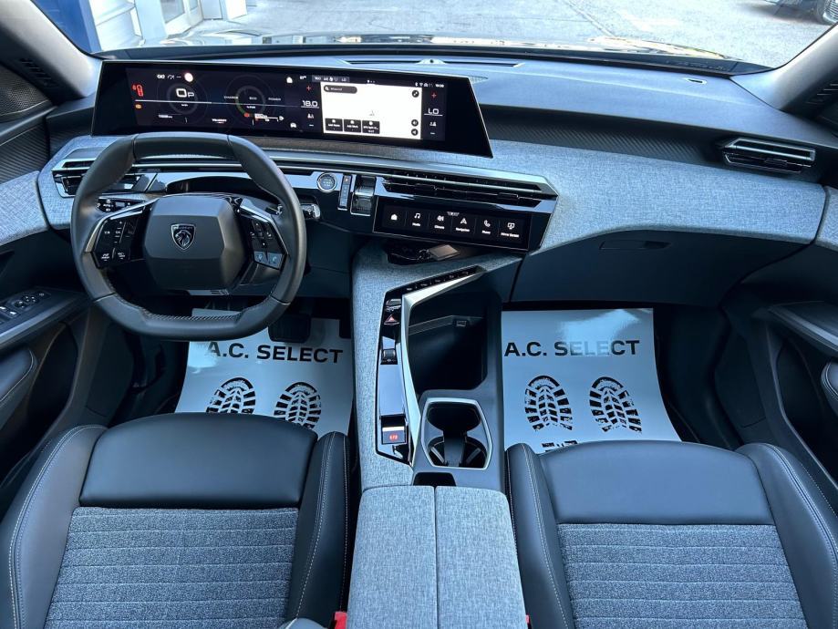 Peugeot 3008 ALLURE HYBRID 145 - 11.998 km - REZERVIRAN!!!, fotografija 20