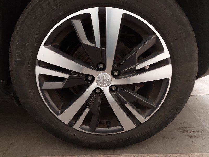 Peugeot 3008 BlueHDi 130 automatik Allure • ACC • AHK, fotografija 8