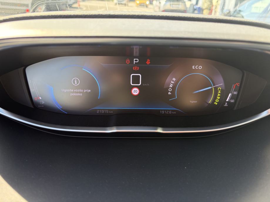 PEUGEOT 3008 GT 1,2 HYBRID 136 DCS6, fotografija 7
