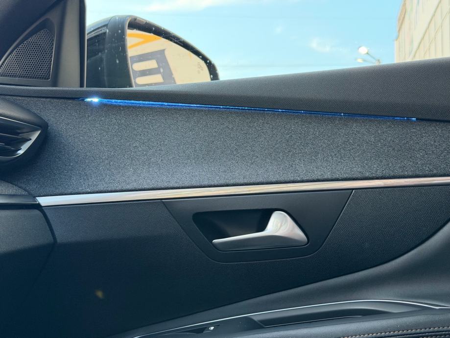 Peugeot 3008 GT-line 1,5 BlueHDI, fotografija 4