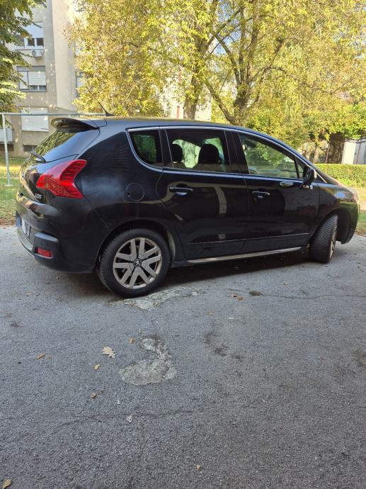 Peugeot 3008 Hybrid4 2,0 HDi automatik, fotografija 8