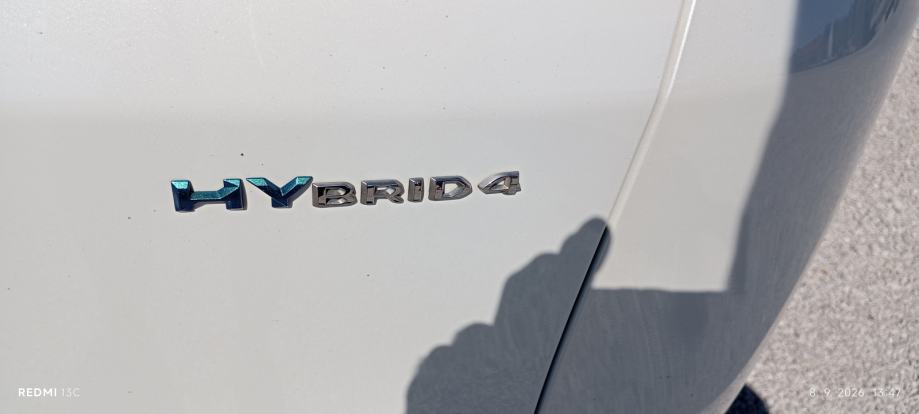 Peugeot 3008 Hybrid4 4x4, GT Line, Full oprema, fotografija 2