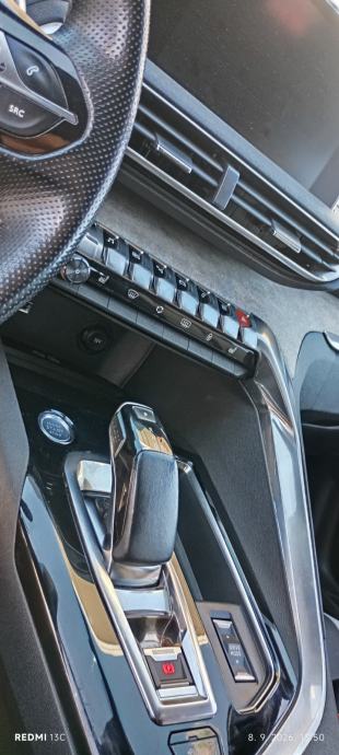 Peugeot 3008 Hybrid4 4x4, GT Line, Full oprema, fotografija 12