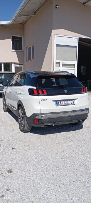 Peugeot 3008 Hybrid4 4x4, GT Line, Full oprema, fotografija 3