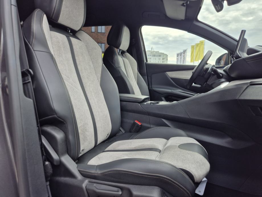 Peugeot 3008 PHEV4 300 GT Pack Aut., fotografija 11