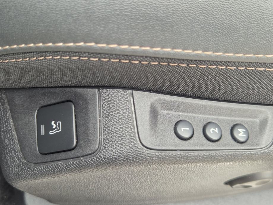 Peugeot 3008 PHEV4 300 GT Pack Aut., fotografija 16