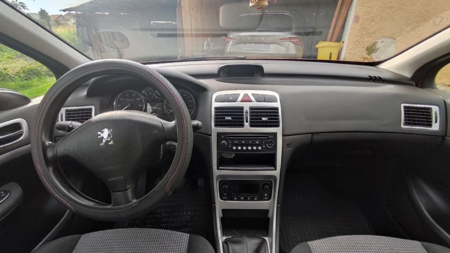 Peugeot 307 1,4 16V, fotografija 3