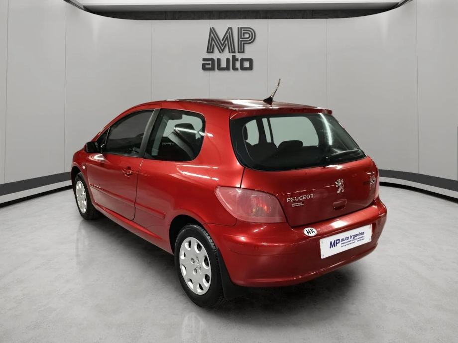 Peugeot 307 1,4 16V X, fotografija 8