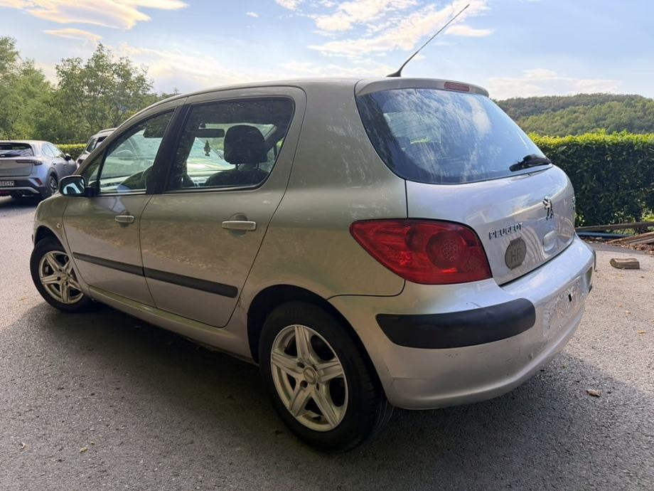 PEUGEOT 307 1.6 HDi 90 KS – 2007. god, 5 vrata, alu felge, fotografija 3