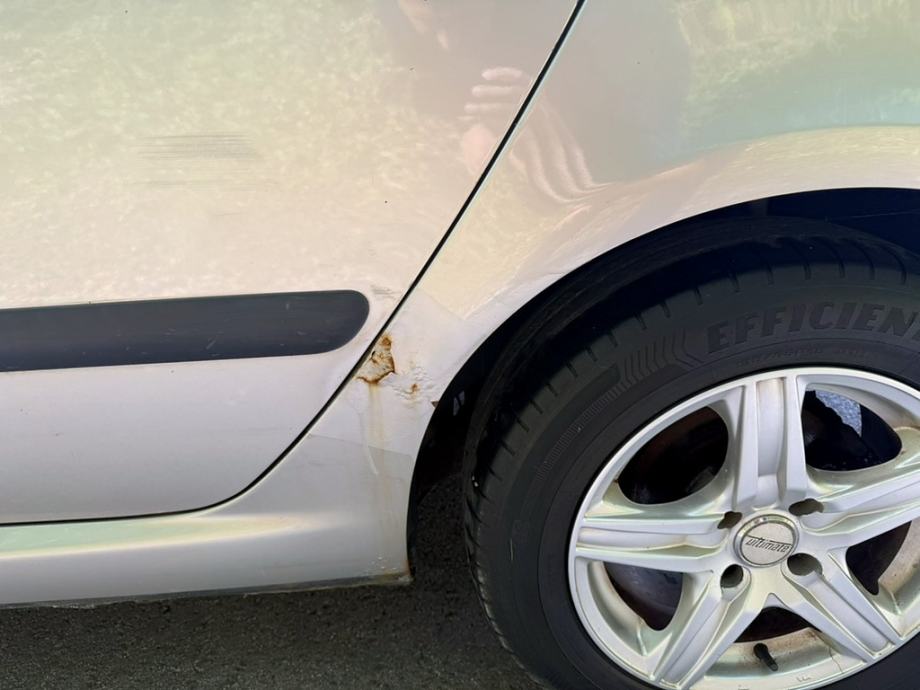 PEUGEOT 307 1.6 HDi 90 KS – 2007. god, 5 vrata, alu felge, fotografija 11