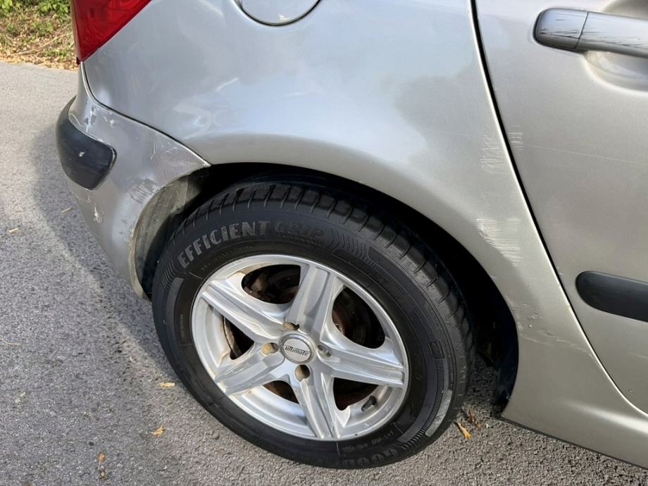 PEUGEOT 307 1.6 HDi 90 KS – 2007. god, 5 vrata, alu felge, fotografija 13