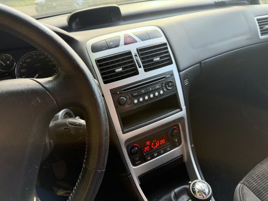 PEUGEOT 307 1.6 HDi 90 KS – 2007. god, 5 vrata, alu felge, fotografija 8