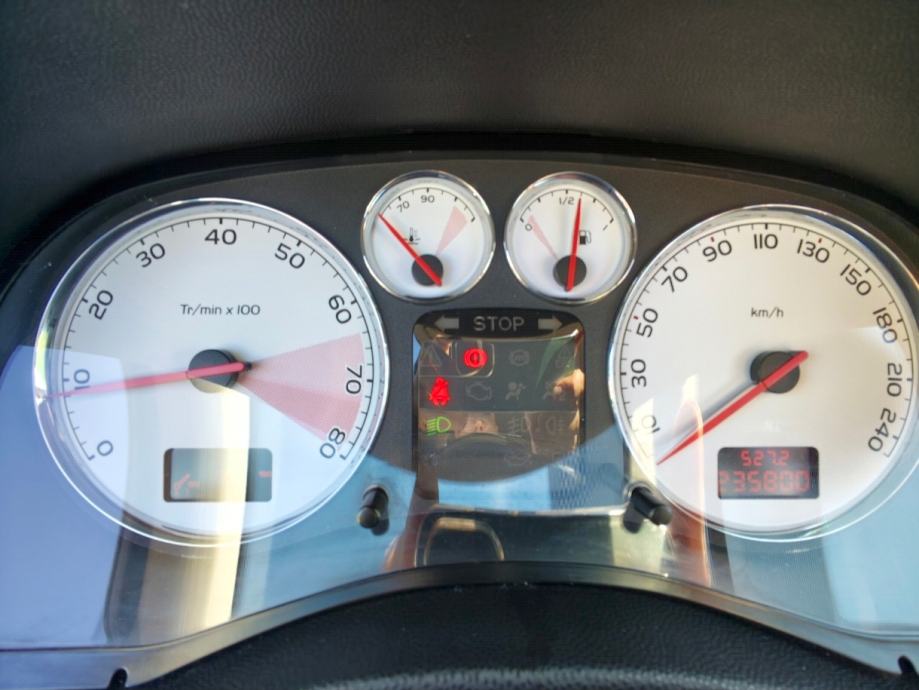Peugeot 307 1,6 16V, fotografija 7