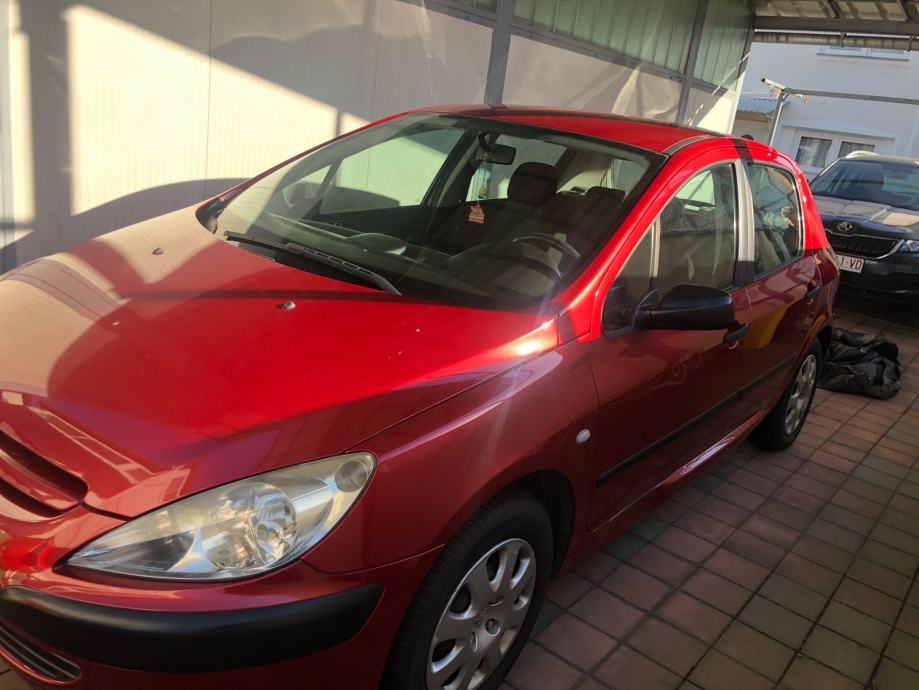 Peugeot 307
