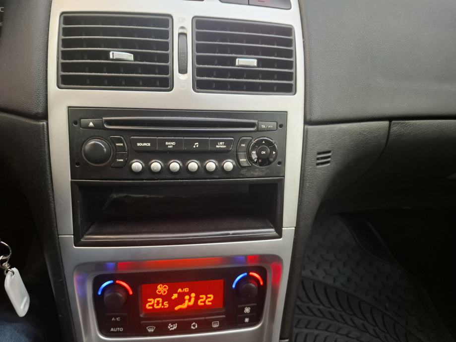 Peugeot 307 1.6 HDI,90 KS, SAMO 149000 KM, POTVRDA O KM, VRHUNSKI !, fotografija 11