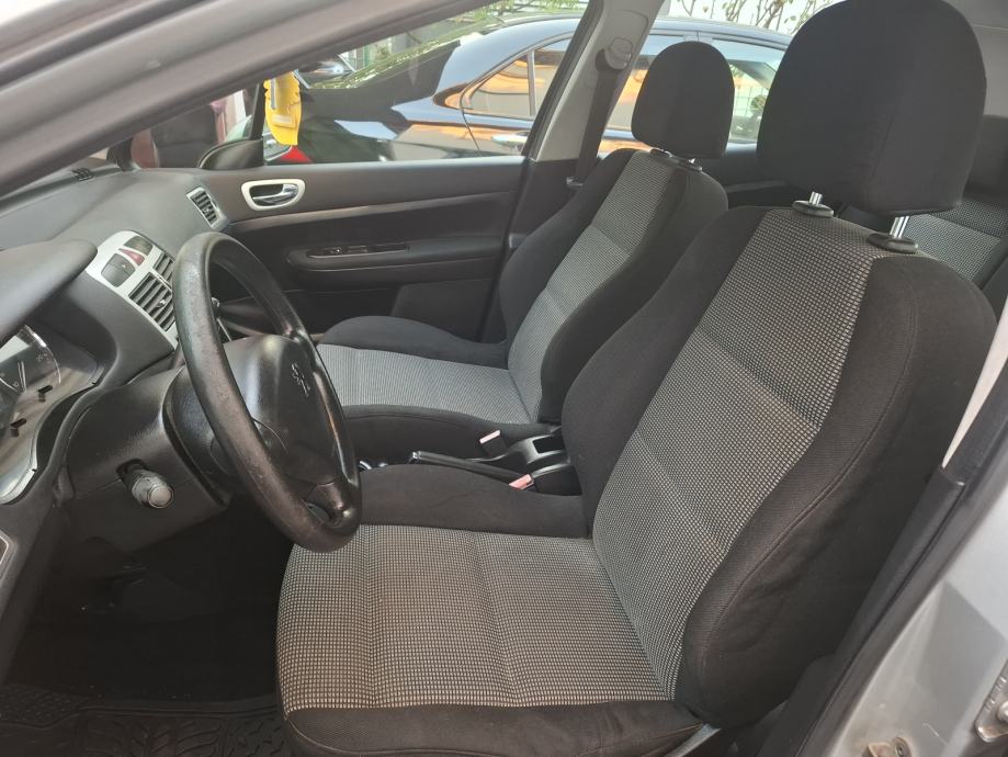 Peugeot 307 1.6 HDI,90 KS, SAMO 149000 KM, POTVRDA O KM, VRHUNSKI !, fotografija 14