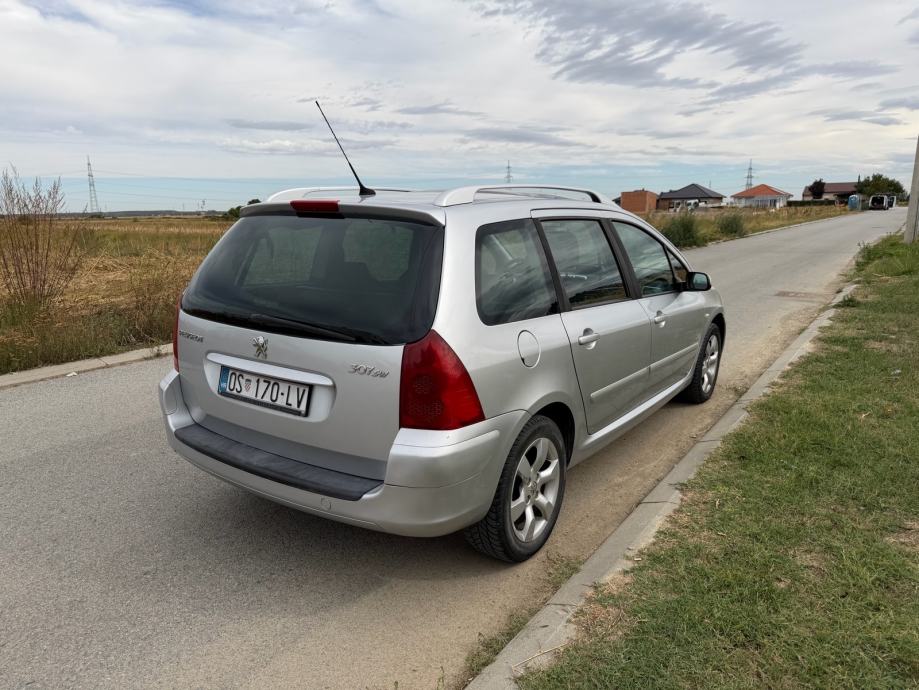 Peugeot 307 SW 1,6 16V HDi, fotografija 2