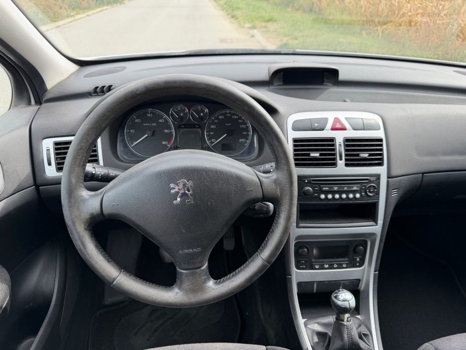 Peugeot 307 SW 1,6 16V HDi, fotografija 9