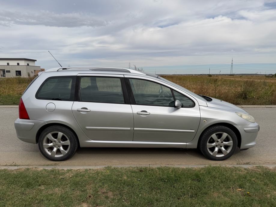 Peugeot 307 SW 1,6 16V HDi, fotografija 6