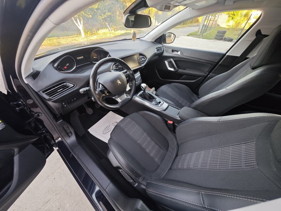 Peugeot 308 1,2 Allure,Jamstvo 12 mj.,Kartice Rate, fotografija 14