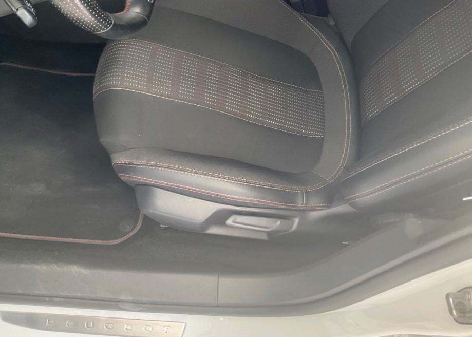 Peugeot 308 1,2 EAT8 ● GT-LINE ● VIRTUAL - LED - KAMERA ● 89.000 km, fotografija 12