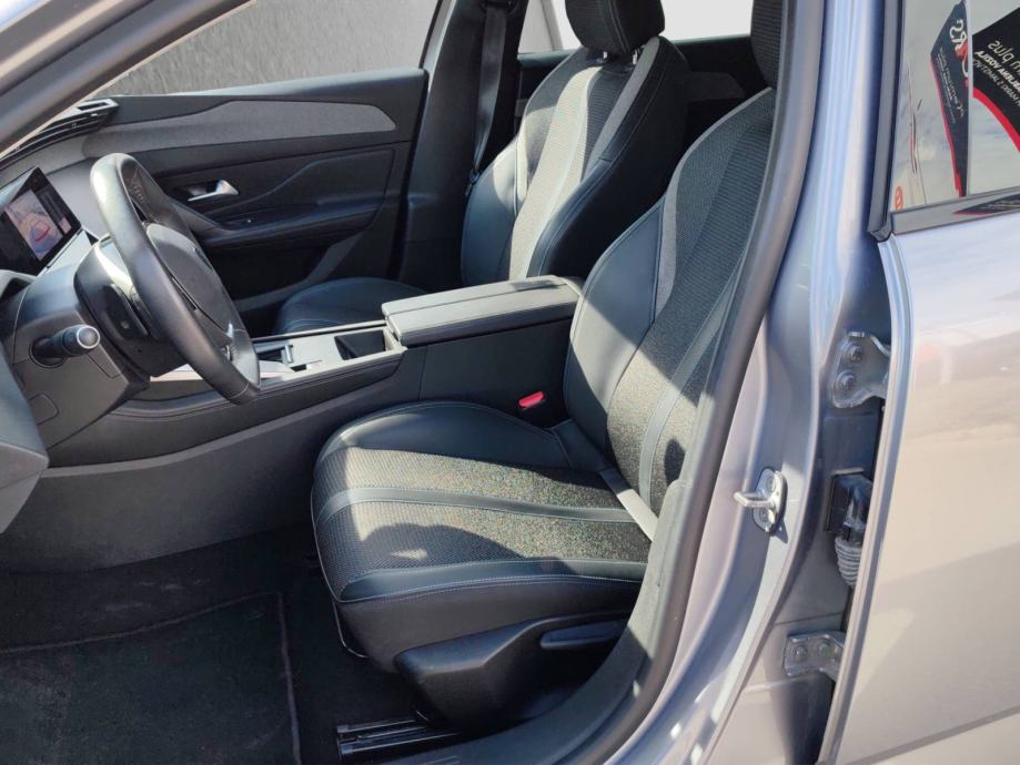 PEUGEOT 308 1.2 PureTech 130 KS ALLURE AUTOMATIK *VOZILO S JAMSTVOM*, fotografija 12