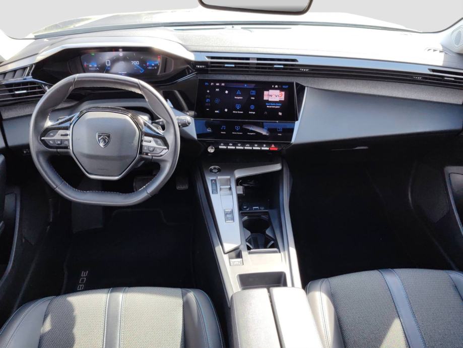 PEUGEOT 308 1.2 PureTech 130 KS ALLURE AUTOMATIK *VOZILO S JAMSTVOM*, fotografija 14