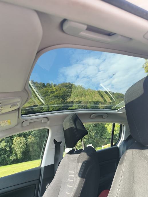 Peugeot 308 1,2 VTi, fotografija 4