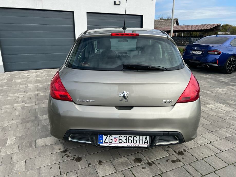 PEUGEOT 308 1,4 16V VTi ***AUTOMATSKA KLIMA,EL STAKLA***, fotografija 11